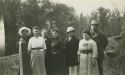 Pearl, Arrie, and Fred with Moses Franklin McAnelly sisters - 1915